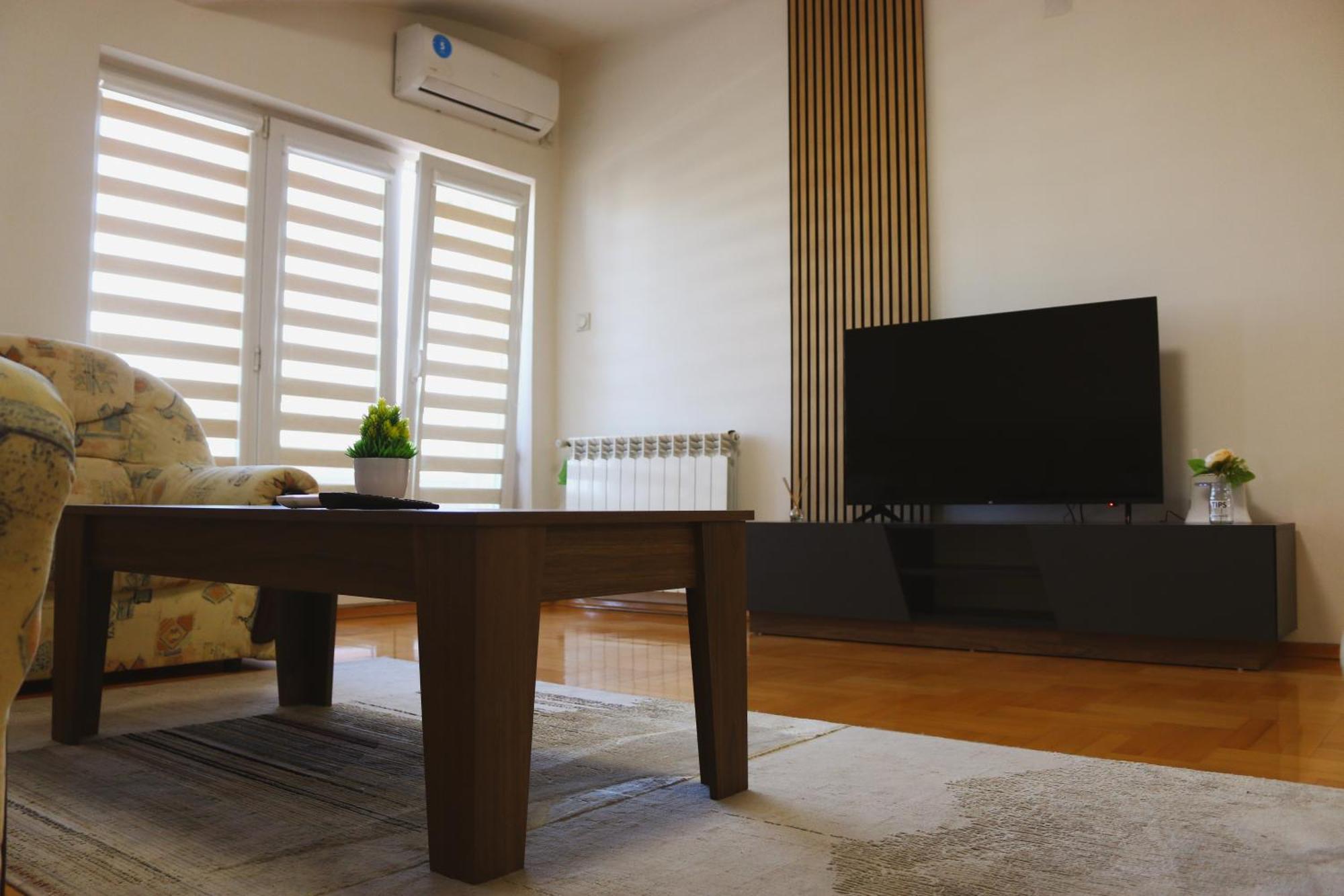 S Apartment Скопье Экстерьер фото